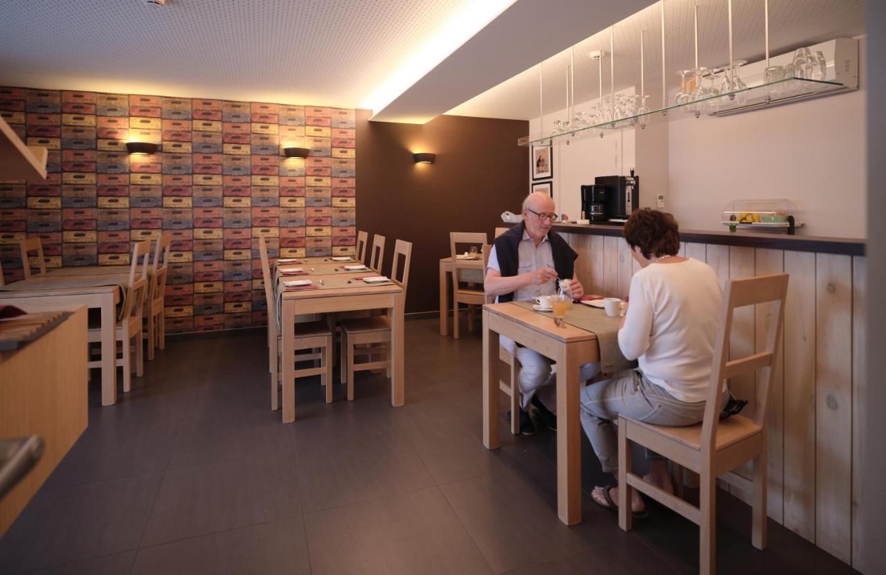 Le 24 Hotel Spa Exteriör bild